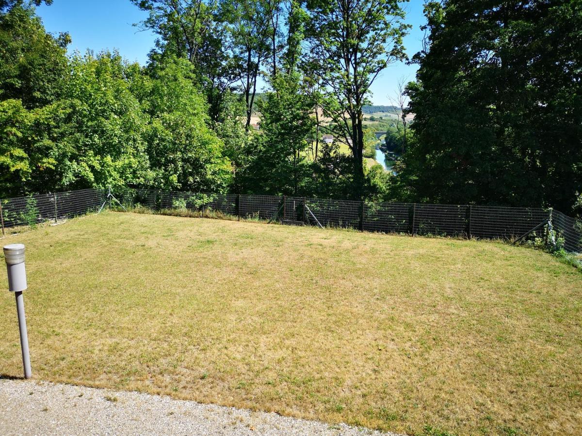 Agreable Maison Avec Jardin A Joinville Exterior foto